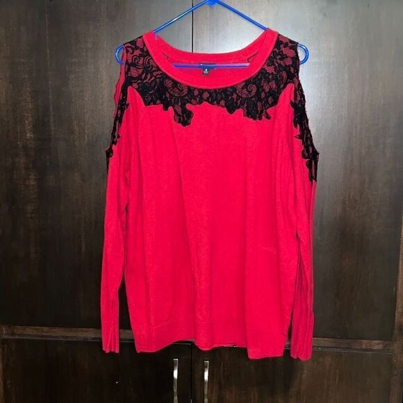 Torrid Red Black Lace Cold Shoulder Sweater Size 2X - Picture 2 of 8